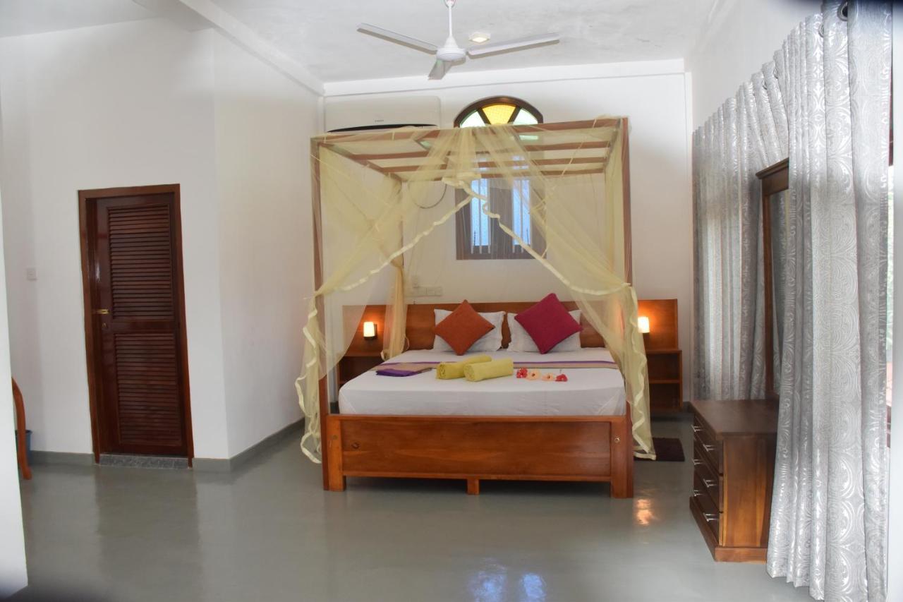 Mira Whales Resort Mirissa Extérieur photo